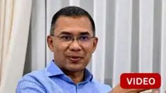 தாரிக் ரஹ்மான் 