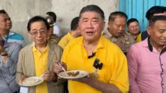 थाईल्यान्ड सरकारले वर्षौँ गोदाममा थन्किएका चामल लिलाम गरेको छ