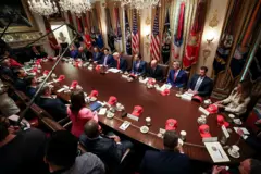 Una vista aérea del gabinete de ministros de Donald Trump