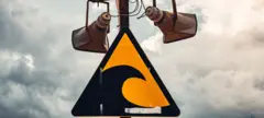 Cartel de advertencia de tsunamis