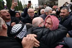 فلسطينيين