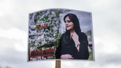 پوستر مهسا امینی 