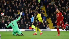 Ayo mashoti yavuyemo ibitego yabaye igitego cya kane n'icya gatanu cya Ismaïla Sarr muri uyu mwaka w'imikino