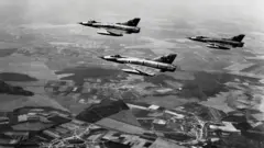 ઇઝરાયલની વાયુસેનાએ ઇજિપ્ત પર કેર વર્તાવ્યો