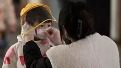 中國新冠疫情重創經濟增長