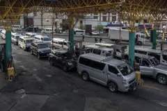 Posto de gasolina na Bolívia