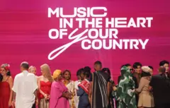 Dorgomtoonni dorgommii muuziiqaa idil-addunyaatiif sirna carraa baasuu Jidduugala Biyyaaleessa Raashiyaa dhiheenya Mooksikootti Fulbaana 12, 2025 hirmaatan. 