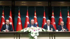 Toplu sözleşme toplantısı