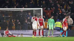 Taphattoota Arsenaal miira gaddaa keessa osoo jiranii