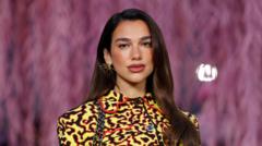 Dua Lipa tužila Samsung zbog neovlašćenog korišćenja njene fotografije