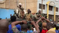 Les militaires maliens indiquent ne pas vouloir s'éterniser au pouvoir