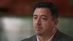 曾在勢必銳航空系統公司工作的聖地亞哥·帕雷德斯（Santiago Paredes）告訴BBC，他經常在凖備運往波音公司的部件上發現多達200個缺陷。