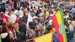 ዝተኣከበ ህዝቢ፡ ባንዴራ ኢትዮጵያን ትግራይን ይርኣያ