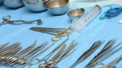 Хирургические инструменты