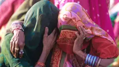 महिलाएं