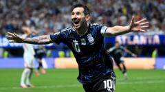 'Itulah mengapa dia adalah sang raja' - Messi pimpin Argentina ke final Piala Dunia ketiga