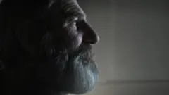 مواجهة قاتل جماعي