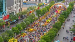 Đường Nguyễn Huệ trong hình nằm tại Quận 1, trong khi đường Quang Trung ở quận Gò Vấp, TP HCM