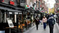 Amsterdam'da bir sokak