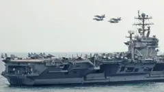 Foto del USS Abraham Lincoln.