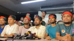 রাতের সংবাদ সম্মেলনে ছাত্র আন্দোলনের নেতারা