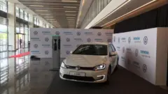 Rwanda ikishirikiana Kampuni ya Volkswagen na Siemens imezindua magari ya kwanza ya umeme