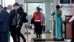 සංචාරකයින්