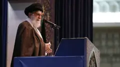رهبر ایران از شلیک سپاه به هواپیمای اوکراینی عذرخواهی نکرد