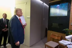 Trump observa Lula discursando na Assembleia da ONU