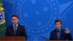 Jair Bolsonaro y Nelson Teich