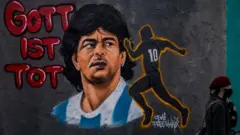 Диего Марадона