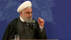انتقاد روحانی از رد صلاحیت گسترده داوطلبان نمایندگی مجلس
