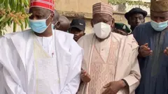 Yadda Ganduje ya ziyarci gidan Kwankwaso domin yi masa ta'aziyya