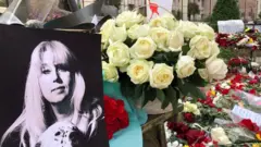 أشعلت إيرينا النار في نفسها خارج مقر وزارة الداخلية في نيجني نوفغورود