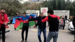 Ağdamda əhali rayonun alınmasını bayram edir qeyd edir Azərbaycan Ağdam