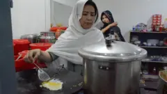 مہنگائی، خاتون