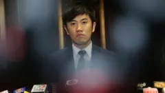 鄭松泰：香港立法會最後一名民主派議員被取消議席