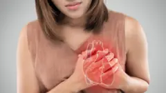 Mujer con problemas cardíacos