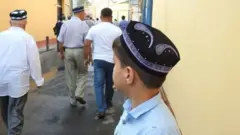 Масжидга қўйилмаган болакай