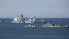 кораблі російські