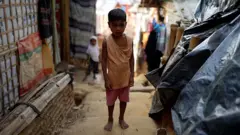 지난 2017년 9월, 가장 위태로운 상황에서 세상에 태어난 어린 소년은 여전히 ​​굶주림과 질병, 트라우마 속에서 살고 있다.