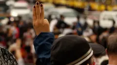 Thai protest thumb