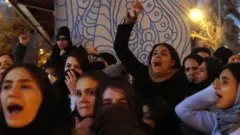 متظاهرات في طهران