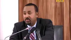 ጠቅላይ ሚኒስትር ዐብይ ለተካዮች ምክር ቤት አባላት ጥያቄ ምላሽ ሲሰጡ