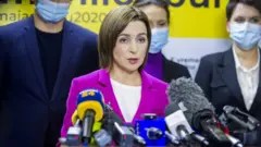 Майя Санду