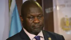 Riek Machar ayaa hadda ku sugan dalka Koofur Afrika
