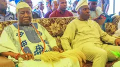 Aworan Gomina Makinde ati Olubadan to papoda