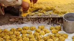 گُڑ