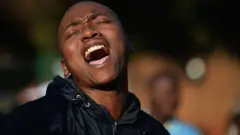 Les chercheurs disent que le chant libère certaines hormones qui sont bénéfiques pour la santé