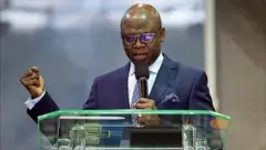 Tunde bakare